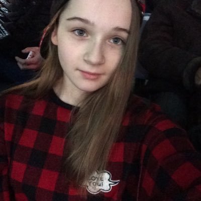 janaseliversto2's profile picture. *этот пользователь хочет обратно в лагерь*🌚