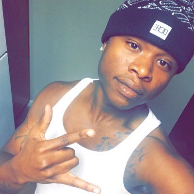 BTM the movement RIP MaMa🙏🏾👼🏾 rIP BigFord👼🏾🙏🏾 I live my life fast forward these niggas wanna rewind me. can't trust a sold 💯nd just trying to get it 💰