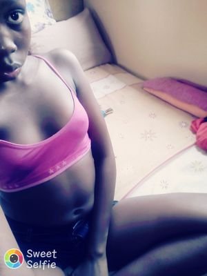 Mae bae
He is de reason y am alwys hapi
Hansel T Molwalefe
