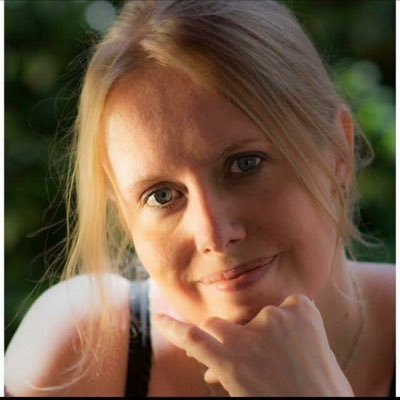 clarecharrett's profile picture. Commercial property agent at Hurst Warne Woking Ltd. https://t.co/TCWlzkLEDg 

Also a Licenced Zumba & Clubbercise Instructor and REPS Level 2 fitness instructor.