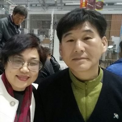 siIMPshIAhp5qU1's profile picture. 