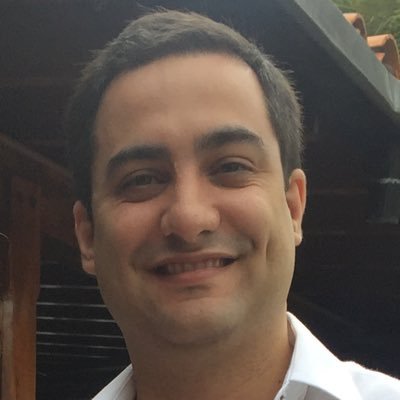 Mucho RT , principalmente temás de tecnología, Producto, UX y Venezuela