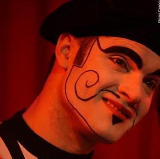 Trabalhos: Teatro Mágico e Sinos Imaginários!!