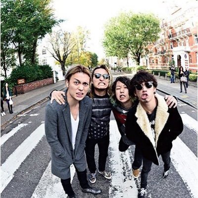 邦ロック/UVERworld/ONE OK ROCK/無言フォローすいません🙇フォローして下さるとありがたいです。。