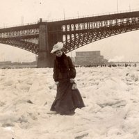 Angela Dietz (@dietzak) 's Twitter Profile