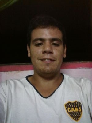 AlejandroMio18's profile picture. 