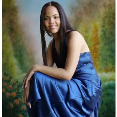 RosaidaFeliz16's profile picture. 