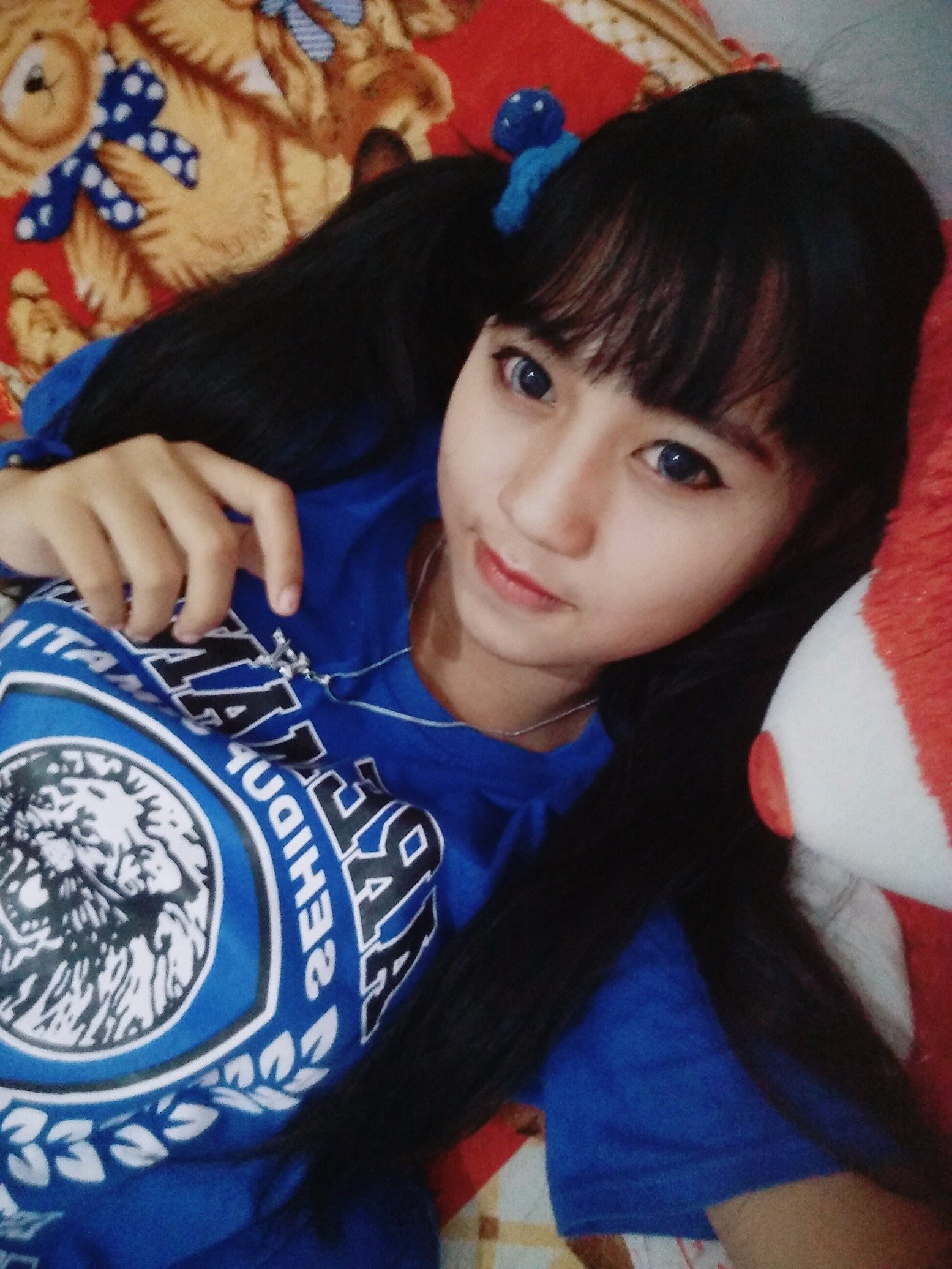 05-08-2000
Ig : tantifarika
Fb : Tanti Farika