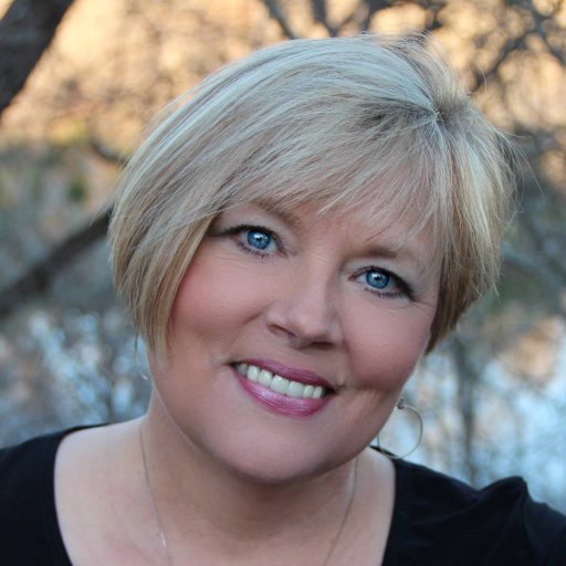 PlexusWithPam's profile picture. 