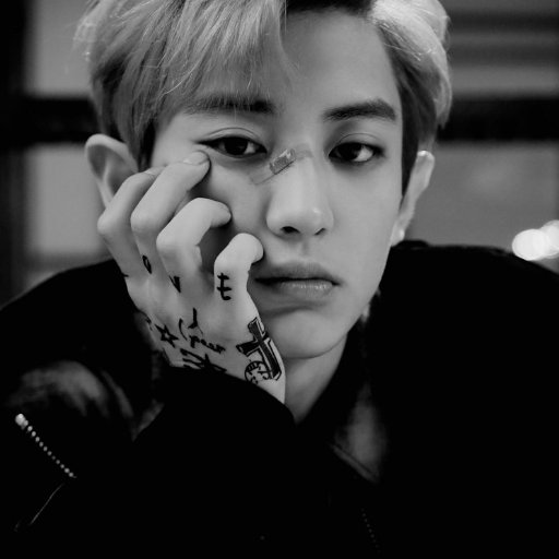 dwi_mv's profile picture. EXO-L