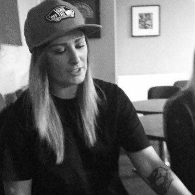 14Burton's profile picture. Hannah & Lucy❤