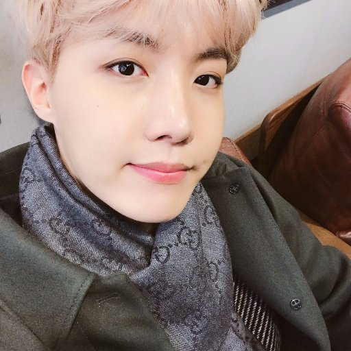 phngngh18504484's profile picture. 