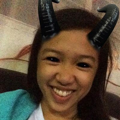 Araw araw Sunday. 🍗🍟🍫