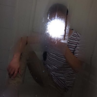 _sesh__'s profile picture. darkness is your candle🕯