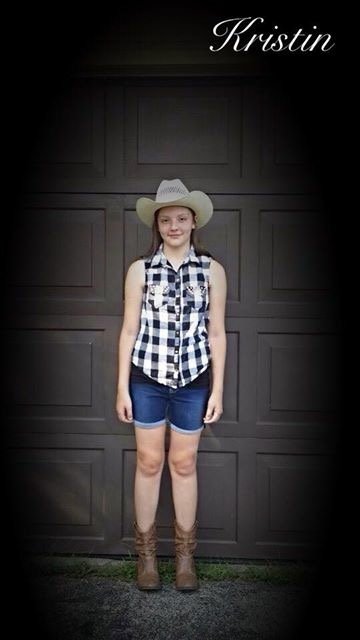 Taken 3/16/17 💍 Rchs class of 2018, country girl 🐎, Christian, God is first, Snapchat~ Kristin121699, Instagram~ _krisss_17