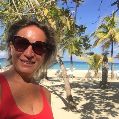 RheaBrekke's profile picture. #lincolnvoter