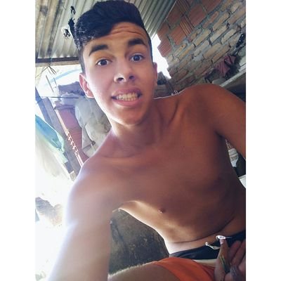 MarrentoPekenoh's profile picture. Mais Apenas Um Louco Com Uma Câmera Na Mão Com Um Sonho De Se Tornar Um Youtuber De Sucesso😎