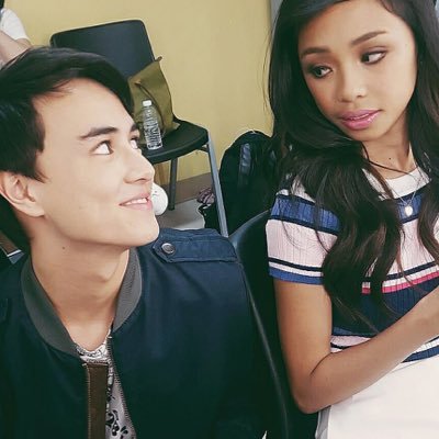 Closet MayWard fan 😌🍃 | Lurker | Loves to comment on anything MW | Tryna be chill & diplomatic as possible. 💙| Also a @closetaldubfan 💛