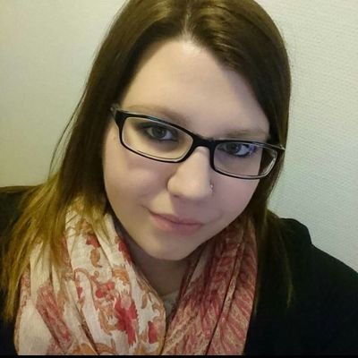 JadeV1992's profile picture. 