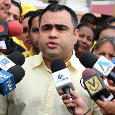 Arquitecto/Concejal. Miembro de Primero Justicia Zulia. Coordinador de @McboPosible. Locutor de @VivoMaracaibo. ¡Escúchanos por Metrópolis 103.9 FM!