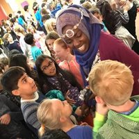 Emi Mahmoud (@emithepoet) Twitter profile photo