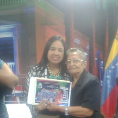 Madre, hija, esposa y sobre todo una Mujer Aguerrida.
Formo parte del gran equipo del Gobierno Bolivariano de Yaracuy. Procuradora General Del Estado Yaracuy.