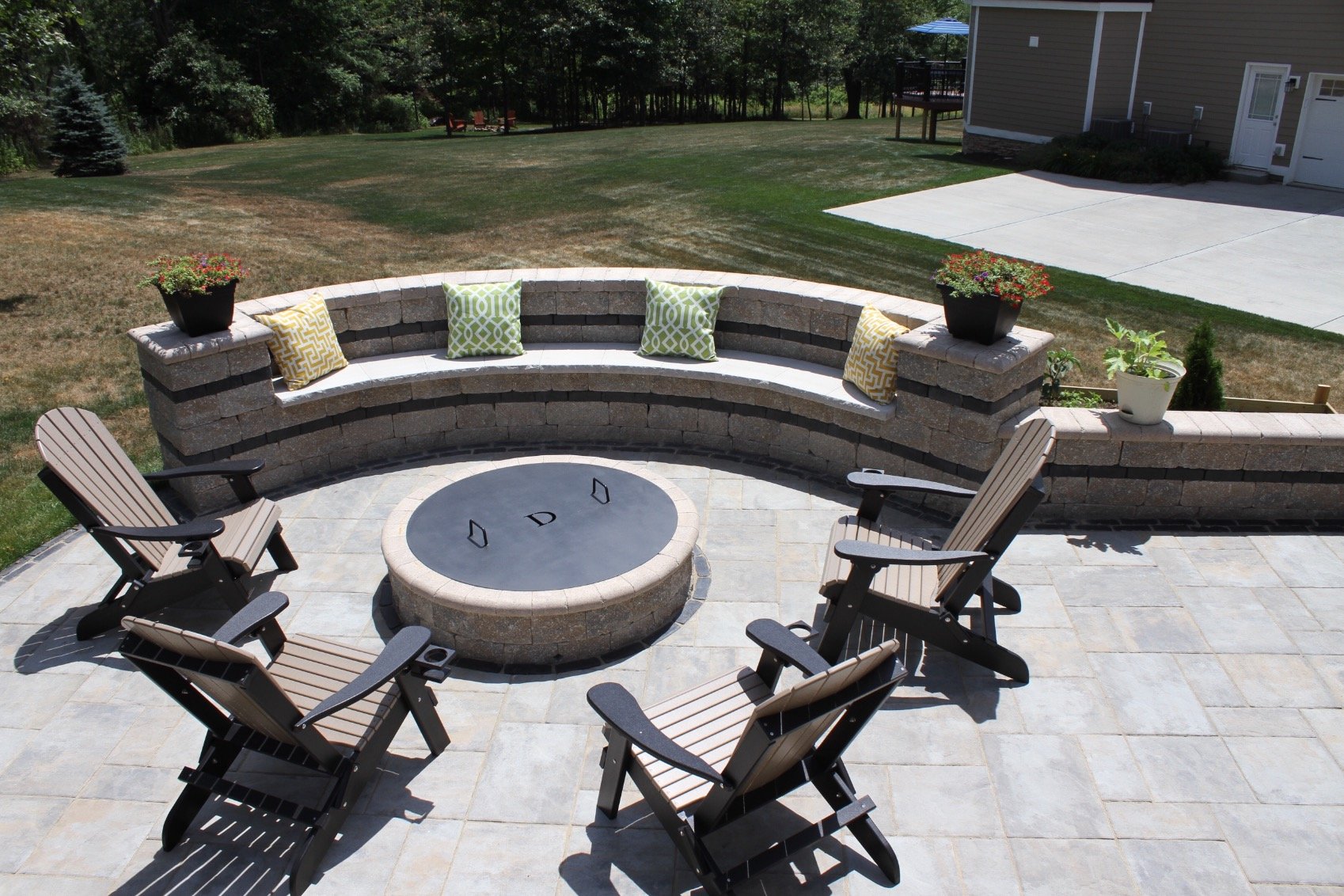 pghpatio's profile picture. Pittsburgh Patio Company is the greater Pittsburgh area's premier designer and builder of patios, outdoor kitchens, walls, pavilions and more!