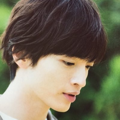 めい この一年 現場入ると荒れてた肌が落ち着いて調子良くなったり 遅れがちな毎月のアレも早まったり 女性ホルモン 調整されすぎてマジでジャニーズすげーってなってる 私のスケジュールだけでなく 体調すら支配するジャニーズつよい 宮田氏のこれ聞い
