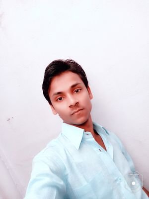 Susheelsingh99's profile picture. देख कर उसको तेरा यूँ पलट जाना
नफरत बता रही है तूने मोहब्बत गज़ब की थी
❤