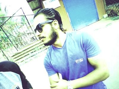 MAHESHG19037714's profile picture. I am happy