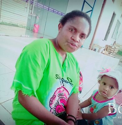 minceanggi's profile picture. baca buku