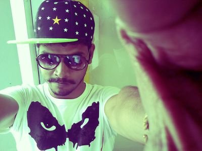 Veerama15645206's profile picture. I'm waiting