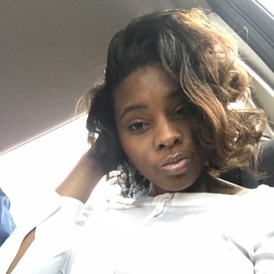 Just_too_uNique's profile picture. 