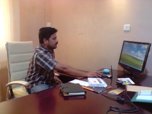 iam soyuz mathew from india, working here as computer eng
