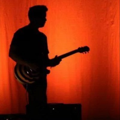 wafflesbenito's profile picture. shaggy cosplayer