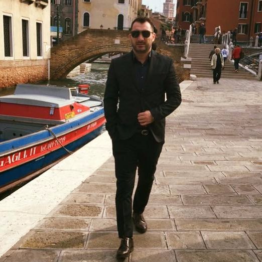 Morel11111's profile picture. Je suis Cadre commercial dans l'automobile, je suis une personne comique , loyal , intègre , et sympa