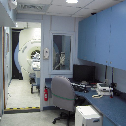 We specialize in providing Critical Access Hospitals
Affordable, Dependable, State-of-the-Art MRI/CT Equipment and Ongoing Service.