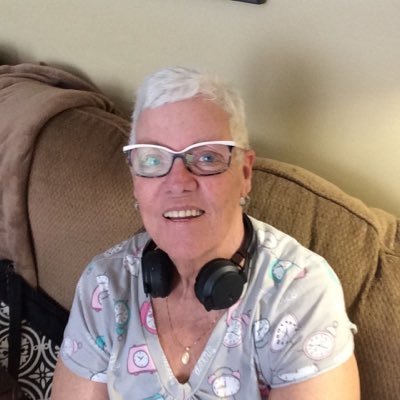 ruthfielding's profile picture. 