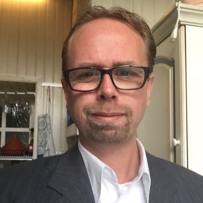 VdrStefan's profile picture. Persoonlijk account | Jurist / Bewindvoerder / eigenaar @ Van der Velden c.s. | ondernemer | EHBO & NHT @ Rode Kruis | SP lid