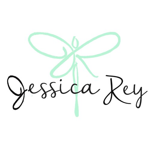 Audrey Hepburn-inspired collection of modest swimsuits... who says it has to be itsy bitsy? Designed by television actress @JessicaReyRey
