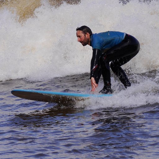 Dad, doctor (Consultant Oncologist @VelindreCC); AMD VUNHST; @TheGEAcademy PB 2020; @BevanCommission fellow: PhD student @SoMSwansea. Paddleboarder/SUP surfer