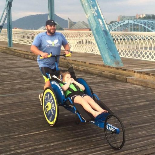 Chris_Ray_Tri's profile picture. Husband / Father / Recruiter / Farmer / Clydesdale Triathlete