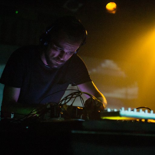 starf_11's profile picture. Senior Android dev by day, music head by night