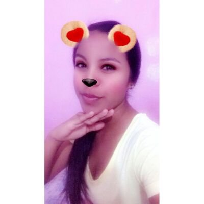 Instagram. Ailecdaniela. *El destino pone a muchas personas en tu vida, pero solo las mejores personas permanecen para siempre♥