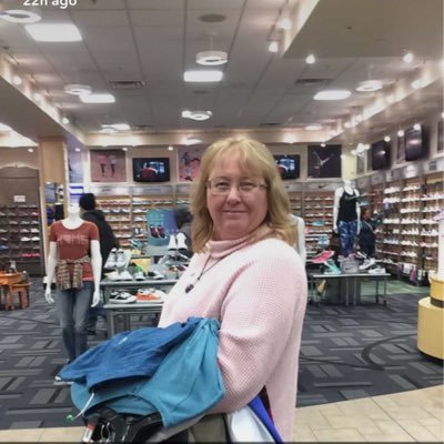 DoddsCarri's profile picture. Lovin the married life with my favorite Footballguy.