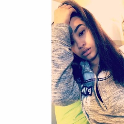 tayarodriguez's profile picture. 