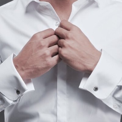 PhilippeGuines's profile picture. Je n’ai aujourd’hui de cesse de rechercher ce sentiment précieux de l’enfance, où je regardais l’avenir avec confiance et exaltation...