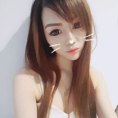 LaraineNiaraL's profile picture. Welcome to my life. How long will you stay this time?