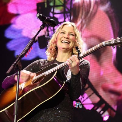 UK fan page for the super talented Jennifer Nettles please follow and share ;)