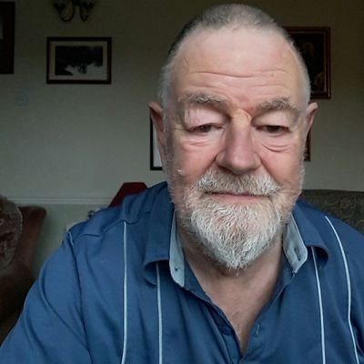 a retired StructE who participates in SLR photography.
An IAM Fellow & RoSPA Gold advanced driver, attached to Northampton Advanced Motorists & RoSPA.